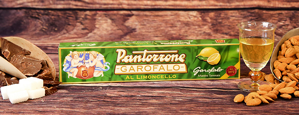 Torrone alle Mandorle, farcito al Pan di Spagna, inzuppato al liquore Limoncello, ricoperto al cioccolato